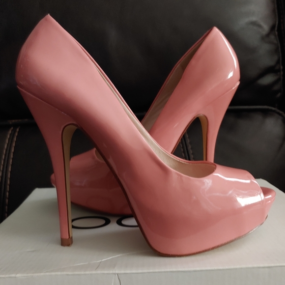 Aldo Somilleda Heels - Picture 6 of 9